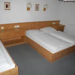 Honsnhof Apartamento *