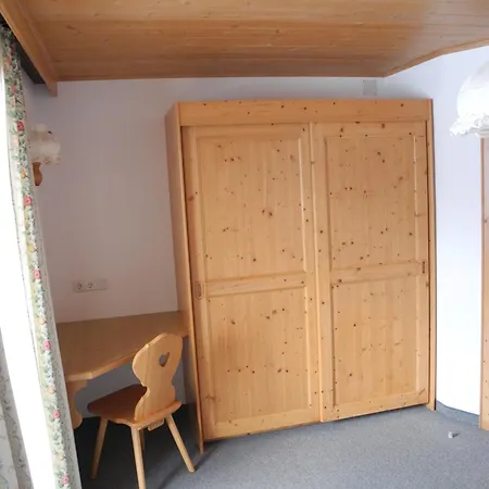 Honsnhof Apartament Tux